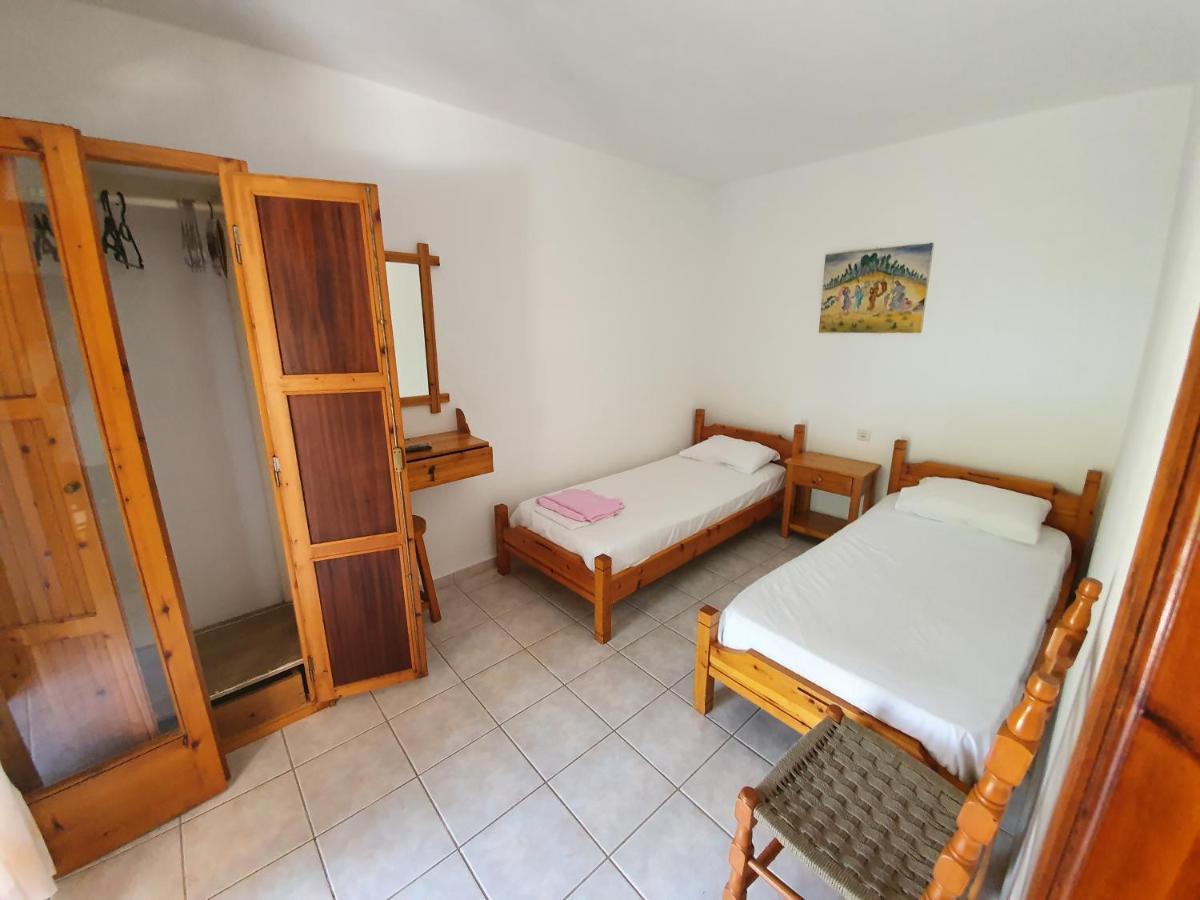 Dionisos Studios And Apts Skiathos Koukounaries Zewnętrze zdjęcie